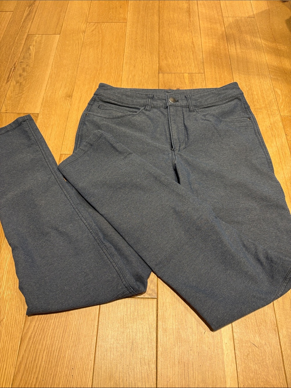 lululemon athletica Men's Slim Straight Jeans in Navy